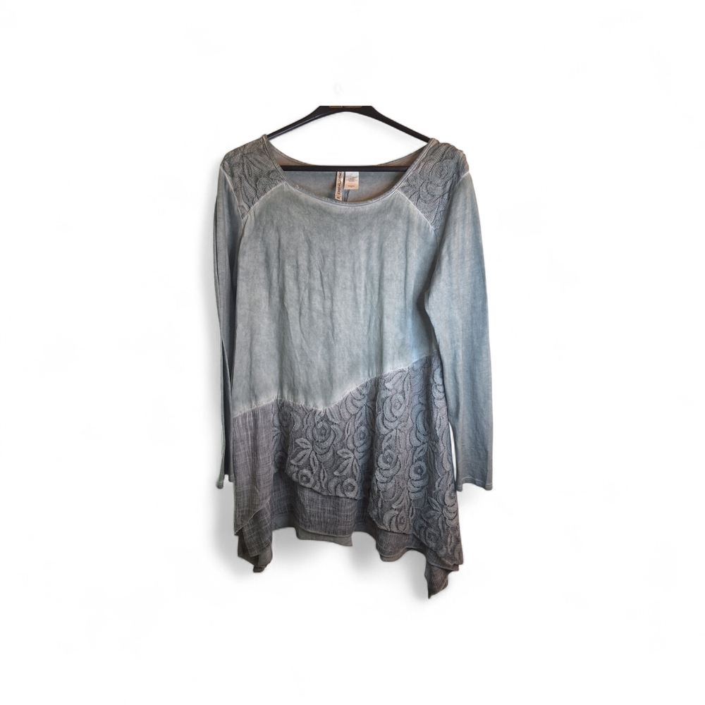 Chic Women's Sage Green Forgotten Grace Medium Tunic Top